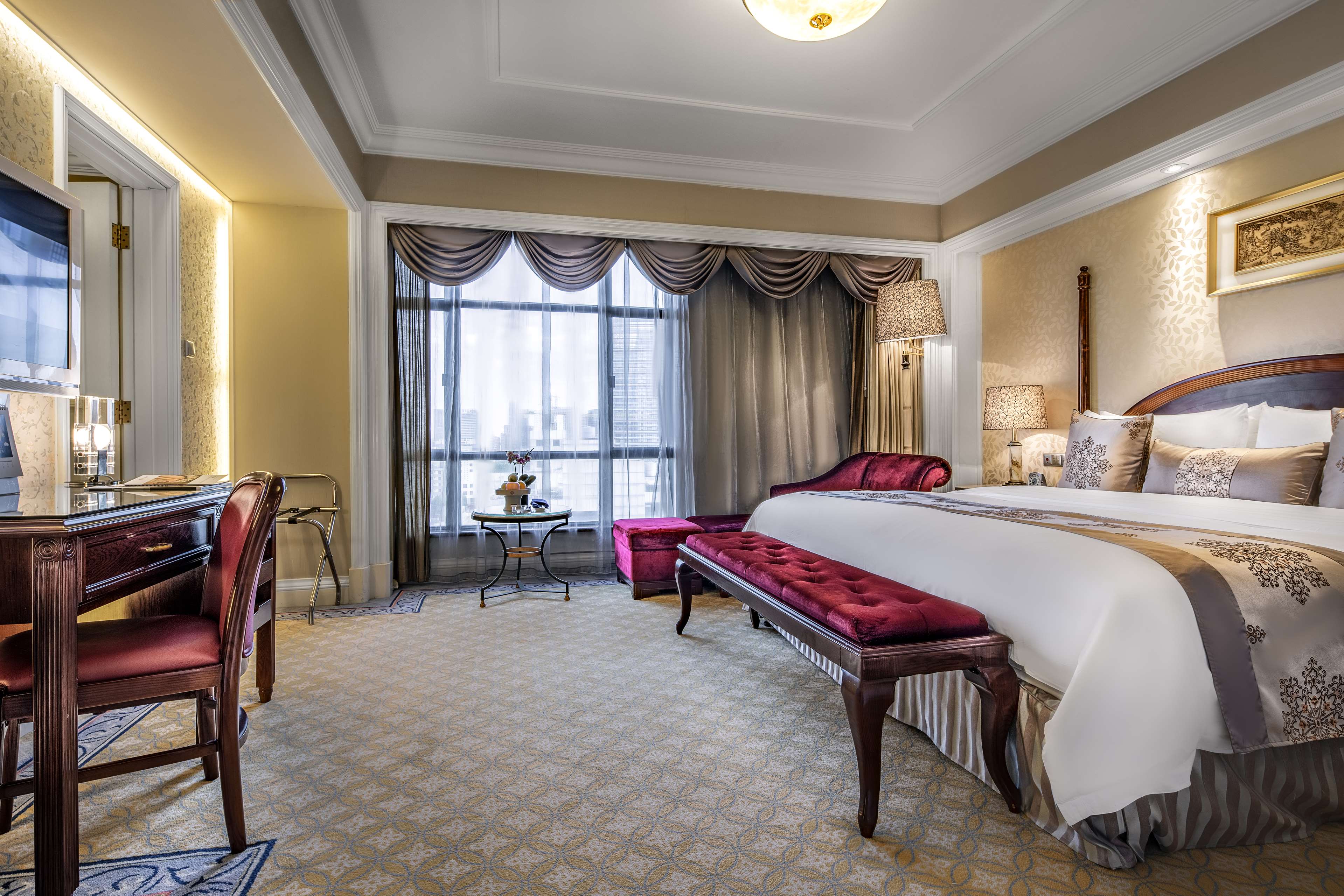 Kunming Green Lake Hotel